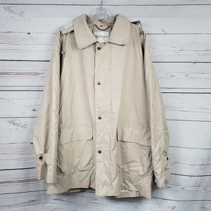 Norm Thompson raincoat w/ detachable hood